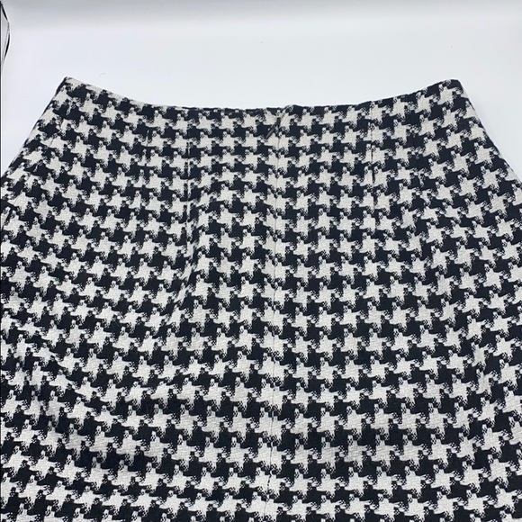 J. G. Hook Houndstooth Pencil Skirt - Picture 3 of 5